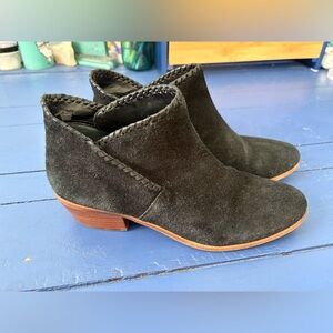 Jack Rogers Women’s Black Suede Ankle Boots Pull-on Size 9M